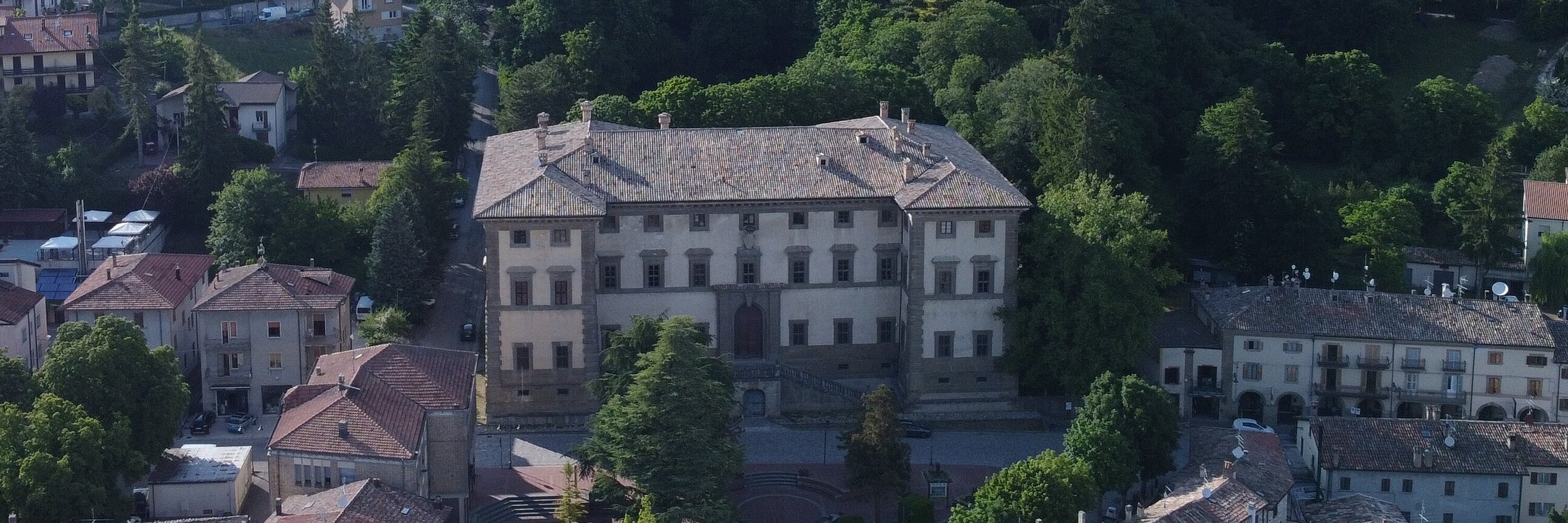 Palazzo dei Principi di Carpegna visto dall'alto