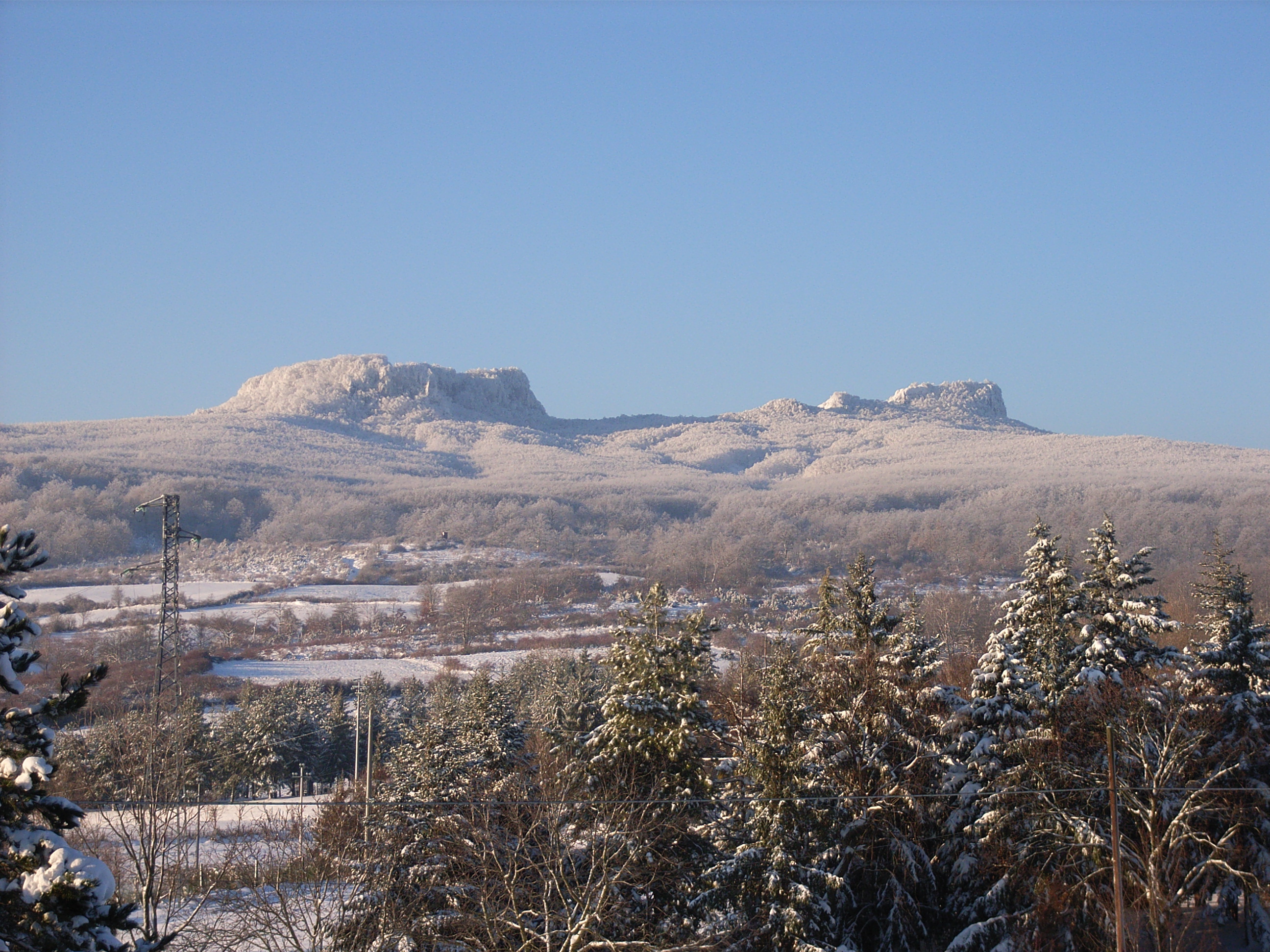 Sassi Simone e Simoncello inverno